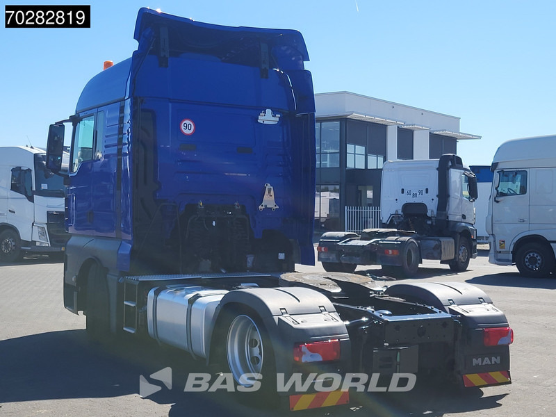 MAN TGX 18.460 4X2 XLX Mega Retarder 2x Tanks Standklima - Tracteur routier: photos 2 MAN TGX 18.460 4X2 XLX Mega Retarder 2x Tanks Standklima - Tracteur routier: photos 2