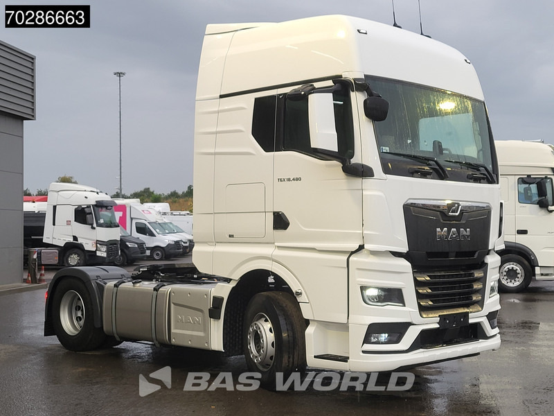 MAN TGX 18.480 4X2 NEW! GX LED 2xTanks Standklima LED ACC Euro 6 - Tracteur routier: photos 3 MAN TGX 18.480 4X2 NEW! GX LED 2xTanks Standklima LED ACC Euro 6 - Tracteur routier: photos 3