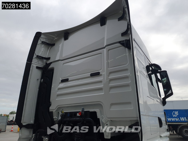 MAN TGX 18.480 4X2 NEW! GX Retarder 2x Tanks Standklima ACC Navi - Tracteur routier: photos 5 MAN TGX 18.480 4X2 NEW! GX Retarder 2x Tanks Standklima ACC Navi - Tracteur routier: photos 5