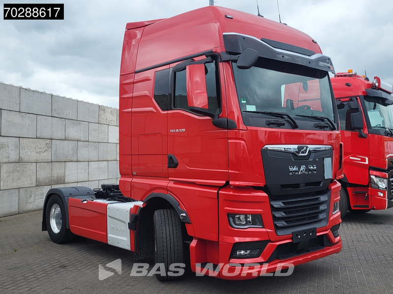 MAN TGX 18.520 4X2 '24 GX Retarder Full-Air 2x Tanks Standklima Alcoa Navi ACC Euro 6 - Tracteur routier: photos 3 MAN TGX 18.520 4X2 '24 GX Retarder Full-Air 2x Tanks Standklima Alcoa Navi ACC Euro 6 - Tracteur routier: photos 3