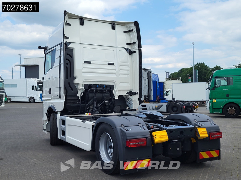 MAN TGX 18.520 4X2 NEW! GX Retarder 2x Tanks Standklima MirrorCam Navi LED - Tracteur routier: photos 2 MAN TGX 18.520 4X2 NEW! GX Retarder 2x Tanks Standklima MirrorCam Navi LED - Tracteur routier: photos 2