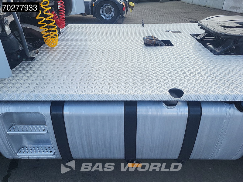 Mercedes-Benz Actros 1843 4X2 StreamSpace PTO Alcoa's ADR - Tracteur routier: photos 5 Mercedes-Benz Actros 1843 4X2 StreamSpace PTO Alcoa's ADR - Tracteur routier: photos 5