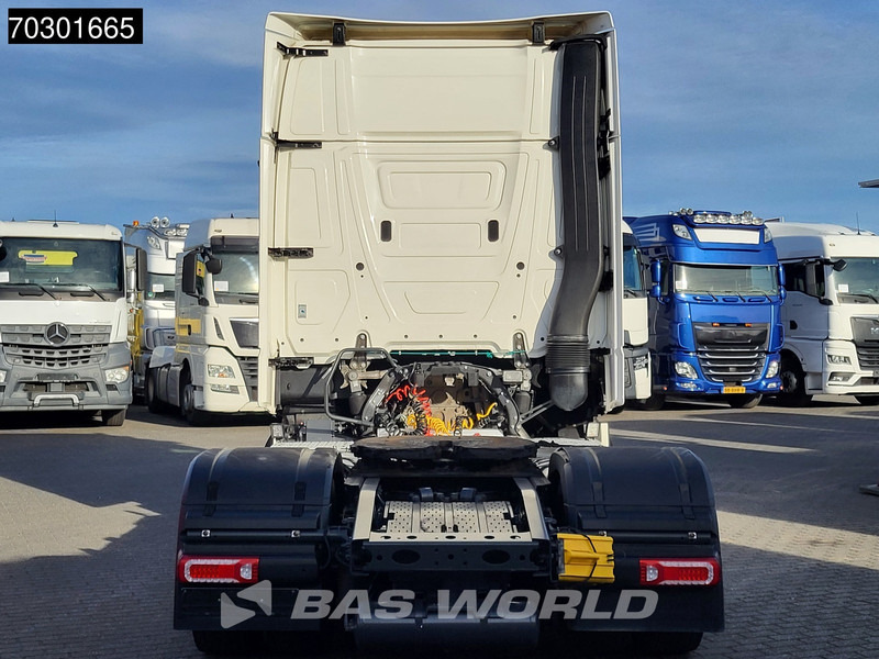 Mercedes-Benz Actros 1845 4X2 GigaSpace Mega Retarder 2xTanks ACC Standklima Euro 6 - Tracteur routier: photos 3 Mercedes-Benz Actros 1845 4X2 GigaSpace Mega Retarder 2xTanks ACC Standklima Euro 6 - Tracteur routier: photos 3