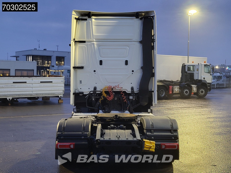 Mercedes-Benz Actros 1845 4X2 GigaSpace Mega Retarder 2xTanks ACC Standklima Euro 6 - Tracteur routier: photos 3 Mercedes-Benz Actros 1845 4X2 GigaSpace Mega Retarder 2xTanks ACC Standklima Euro 6 - Tracteur routier: photos 3