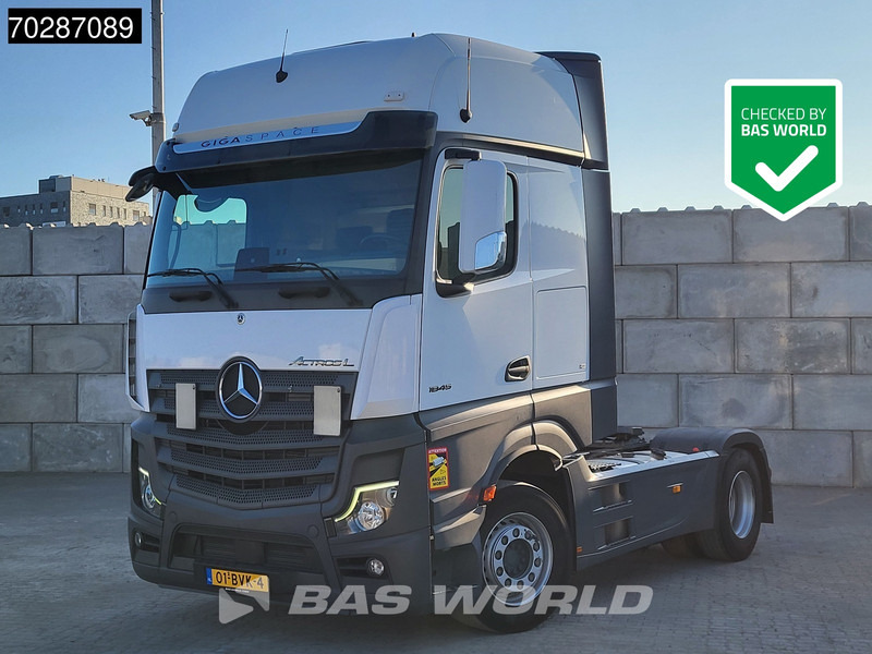 Mercedes-Benz Actros 1845 4X2 NL-Truck Retarder 2xTanks Standklima ACC Navi Euro 6 - Tracteur routier: photos 1 Mercedes-Benz Actros 1845 4X2 NL-Truck Retarder 2xTanks Standklima ACC Navi Euro 6 - Tracteur routier: photos 1
