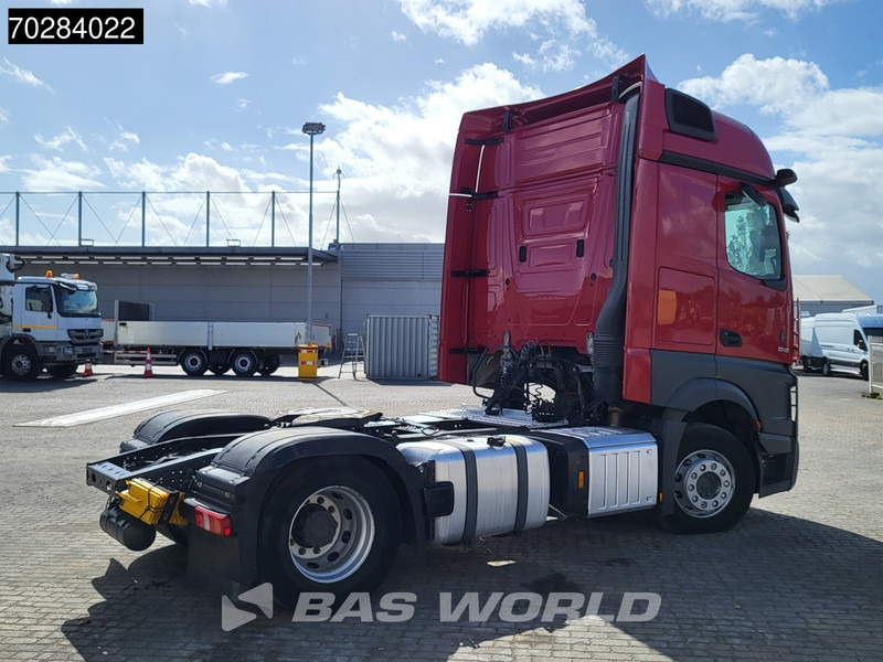 Mercedes-Benz Actros 1845 Actros 4X2 BigSpace 2xTanks Mirror Cam Euro 6 - Tracteur routier: photos 5 Mercedes-Benz Actros 1845 Actros 4X2 BigSpace 2xTanks Mirror Cam Euro 6 - Tracteur routier: photos 5