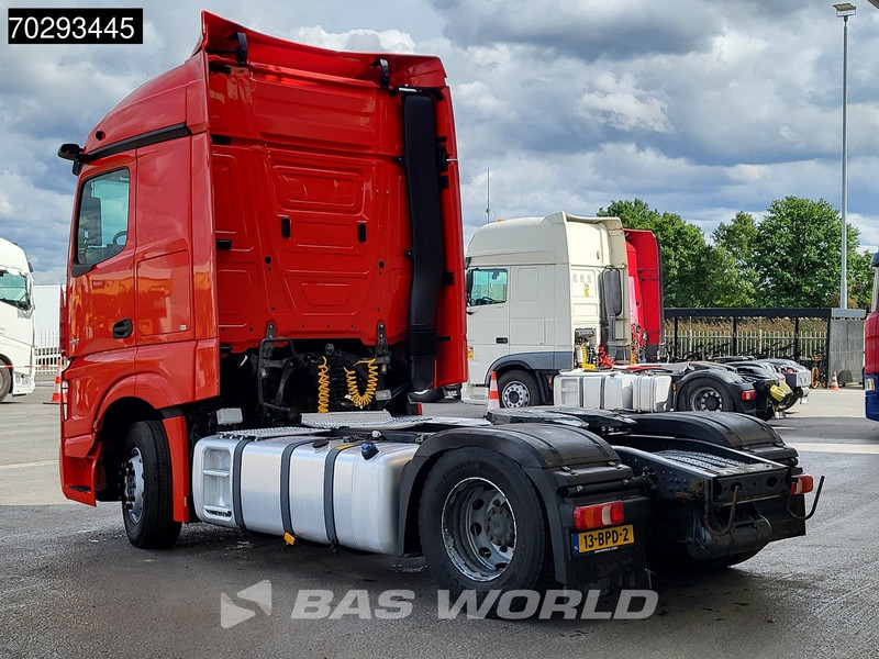 Mercedes-Benz Actros 1942 4X2 NL-Truck StreamSpace MP5 2x Tanks PPC Euro 6 - Tracteur routier: photos 2 Mercedes-Benz Actros 1942 4X2 NL-Truck StreamSpace MP5 2x Tanks PPC Euro 6 - Tracteur routier: photos 2