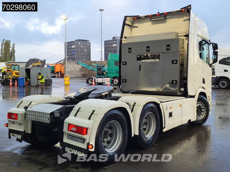 Scania R650 R 6X4 Full-Air! Retarder ACC Hydraulik Leder Navi Euro 6 - Tracteur routier: photos 5 Scania R650 R 6X4 Full-Air! Retarder ACC Hydraulik Leder Navi Euro 6 - Tracteur routier: photos 5