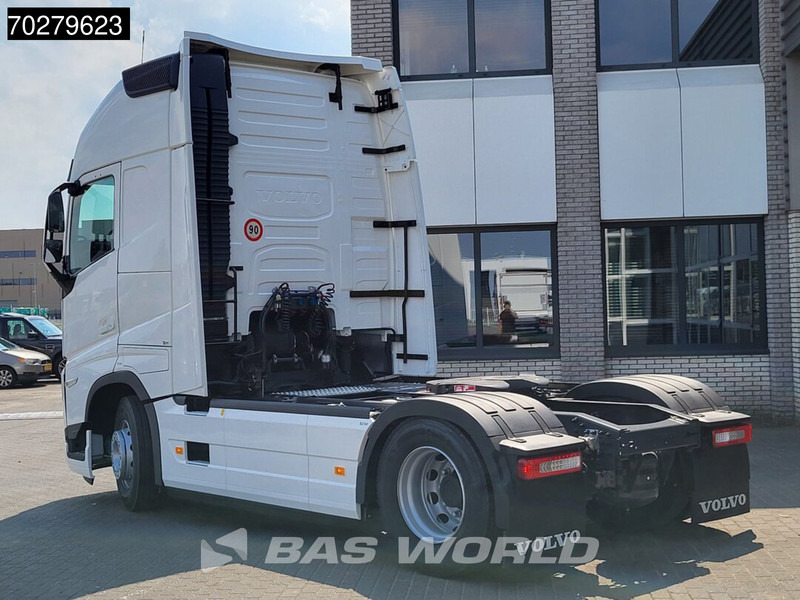 Volvo FH 460 4X2 NEW! XL Leather I-Park LED GSR TC - Tracteur routier: photos 2 Volvo FH 460 4X2 NEW! XL Leather I-Park LED GSR TC - Tracteur routier: photos 2