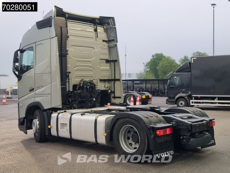 Volvo FH 460 FH 4X2 VEB+ 2x Tanks LED ACC - Tracteur routier: photos 2 Volvo FH 460 FH 4X2 VEB+ 2x Tanks LED ACC - Tracteur routier: photos 2