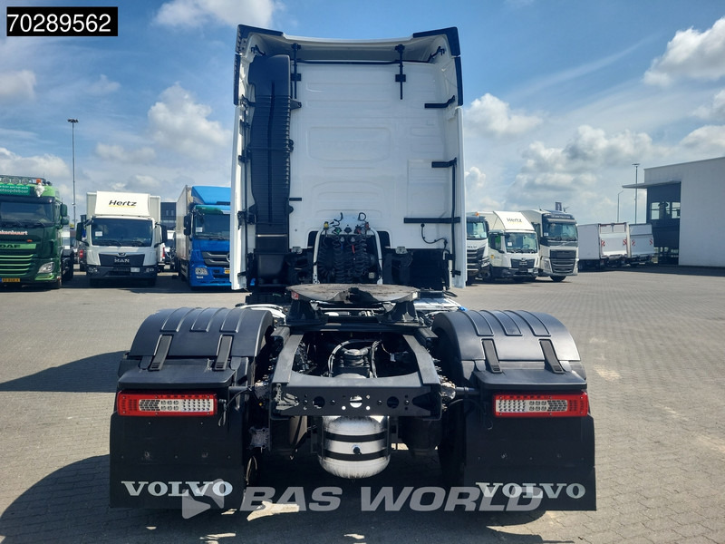 Volvo FH 500 4X2 2xTanks I-ParkCool Navi ACC Euro 6 - Tracteur routier: photos 3 Volvo FH 500 4X2 2xTanks I-ParkCool Navi ACC Euro 6 - Tracteur routier: photos 3