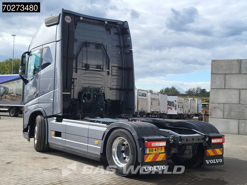 Volvo FH16 750 4X2 NL-Truck APK 08-2026! XL 2x Tanks Standklima ACC Alcoa's LED - Tracteur routier: photos 2 Volvo FH16 750 4X2 NL-Truck APK 08-2026! XL 2x Tanks Standklima ACC Alcoa's LED - Tracteur routier: photos 2