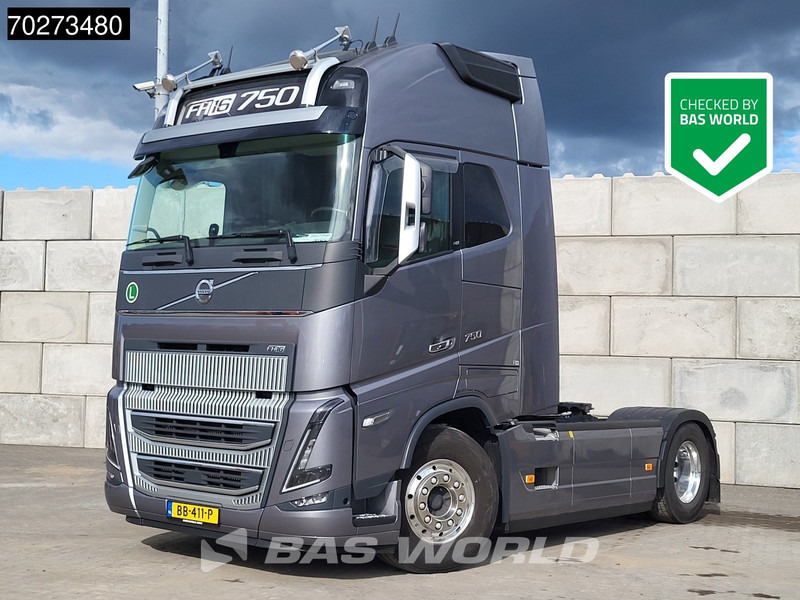 Volvo FH16 750 4X2 NL-Truck APK 08-2026! XL 2x Tanks Standklima ACC Alcoa's LED - Tracteur routier: photos 1 Volvo FH16 750 4X2 NL-Truck APK 08-2026! XL 2x Tanks Standklima ACC Alcoa's LED - Tracteur routier: photos 1