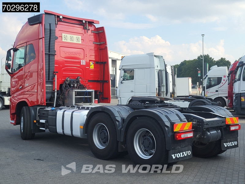 Volvo FH16 750 6X4 Full-Steel XL Retarder Big-Axle 2xTanks Euro 6 - Tracteur routier: photos 2 Volvo FH16 750 6X4 Full-Steel XL Retarder Big-Axle 2xTanks Euro 6 - Tracteur routier: photos 2