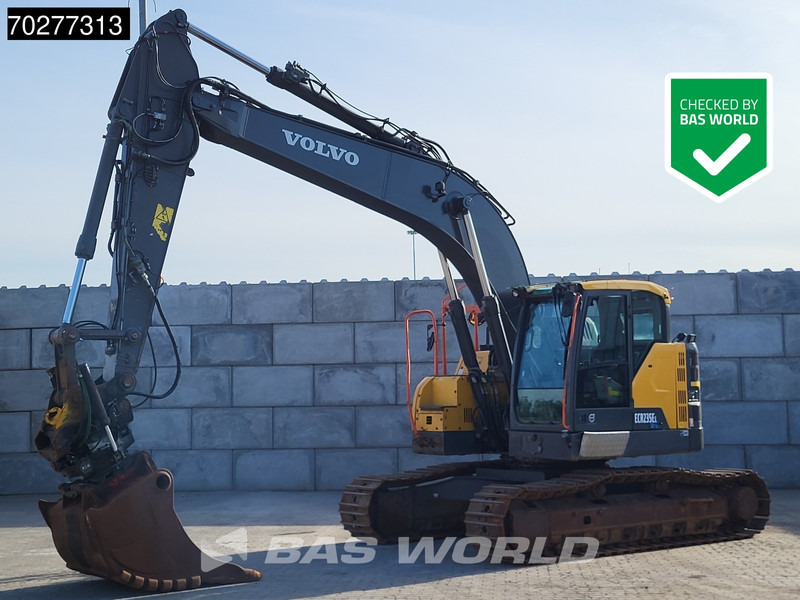 Volvo ECR235 E L - Pelle sur chenille: photos 1 Volvo ECR235 E L - Pelle sur chenille: photos 1