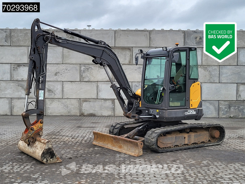 Volvo ECR50 D - Pelle sur chenille: photos 1 Volvo ECR50 D - Pelle sur chenille: photos 1