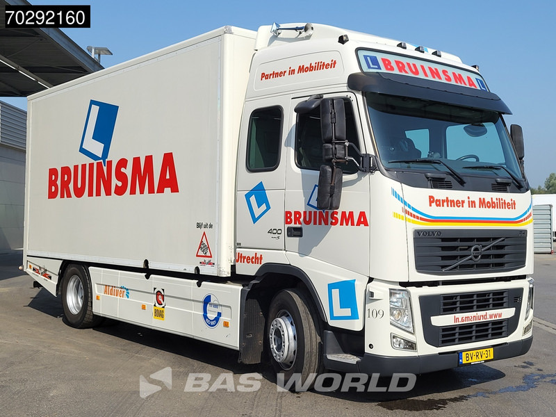 Volvo FH 400 FH 4X2 NL-Truck lesson truck double pedals Manual Euro 5 - Camion fourgon: photos 3 Volvo FH 400 FH 4X2 NL-Truck lesson truck double pedals Manual Euro 5 - Camion fourgon: photos 3