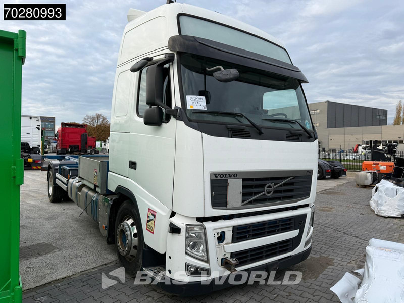 Volvo FH 500 4X2 Defect Engine Globetrotter XL BDF Euro 5 - Camion porte-conteneur/ Caisse mobile: photos 5 Volvo FH 500 4X2 Defect Engine Globetrotter XL BDF Euro 5 - Camion porte-conteneur/ Caisse mobile: photos 5