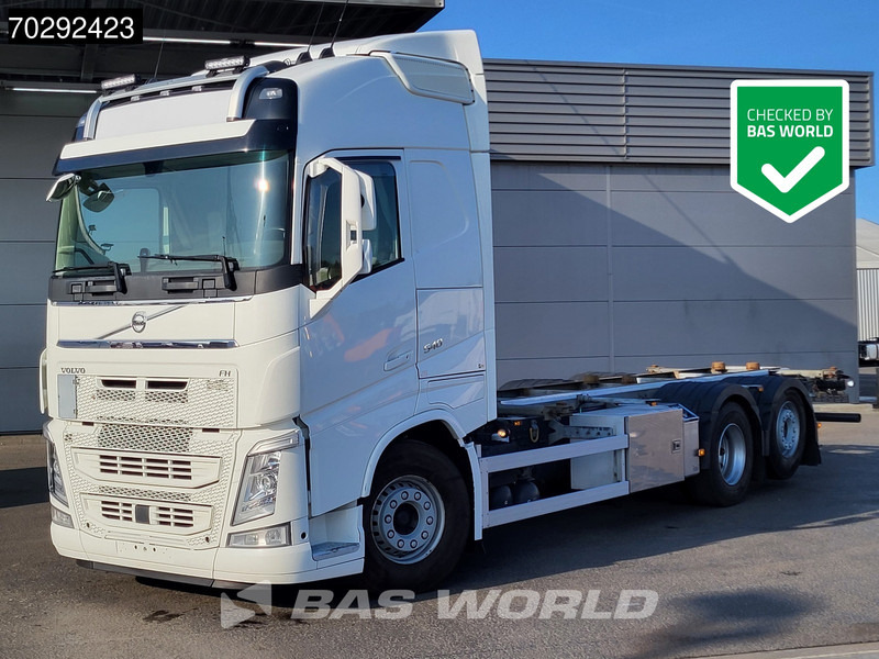 Volvo FH 540 FH 6X2 Retarder Lift-Axle ACC Xenon Euro 6 - Camion porte-conteneur/ Caisse mobile: photos 1 Volvo FH 540 FH 6X2 Retarder Lift-Axle ACC Xenon Euro 6 - Camion porte-conteneur/ Caisse mobile: photos 1