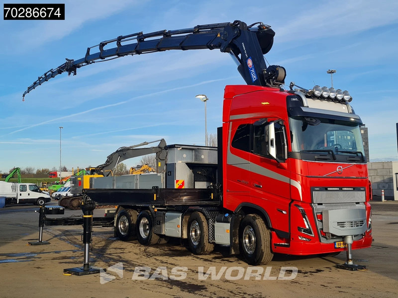 Volvo FH16 650 FH16 8X2 NL-Truck HMF 7020K-RCS Crane + Jib Lift+Steering-Axle Navi LED - Camion plateau, Camion grue: photos 3 Volvo FH16 650 FH16 8X2 NL-Truck HMF 7020K-RCS Crane + Jib Lift+Steering-Axle Navi LED - Camion plateau, Camion grue: photos 3