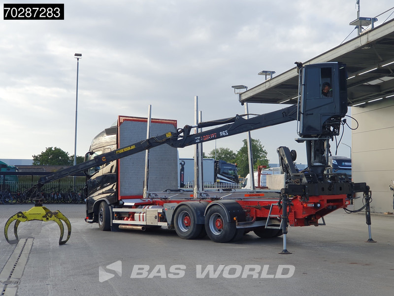 Camion grumier, Camion grue Volvo FH16 750 FH16 6X4 HIAB E96S 79 wood crane Retarder Dynamic-Steering Big-Axle Euro 6: photos 6