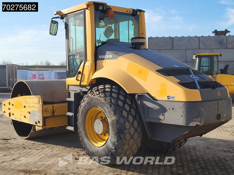 Volvo SD135 - Compacteur: photos 2 Volvo SD135 - Compacteur: photos 2