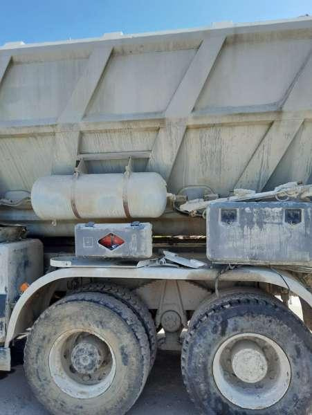 MAN TGS 41480 + Epandeur Ciment - Camion: photos 3 MAN TGS 41480 + Epandeur Ciment - Camion: photos 3