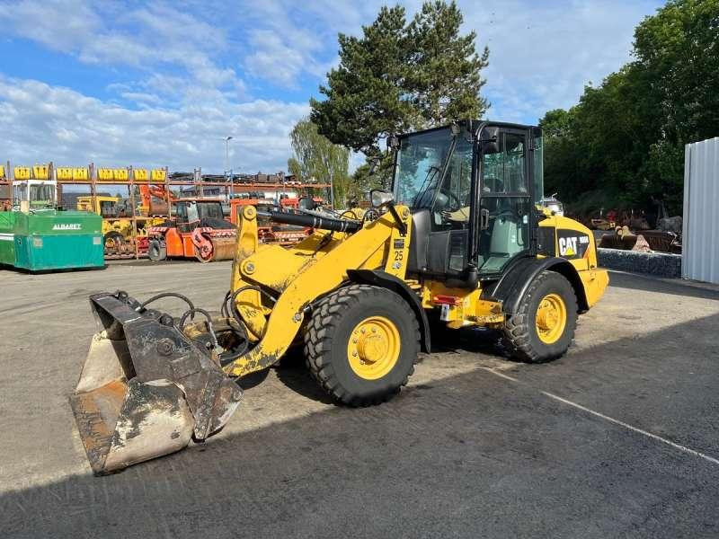 Caterpillar 906H - Chargeuse sur pneus: photos 3 Caterpillar 906H - Chargeuse sur pneus: photos 3