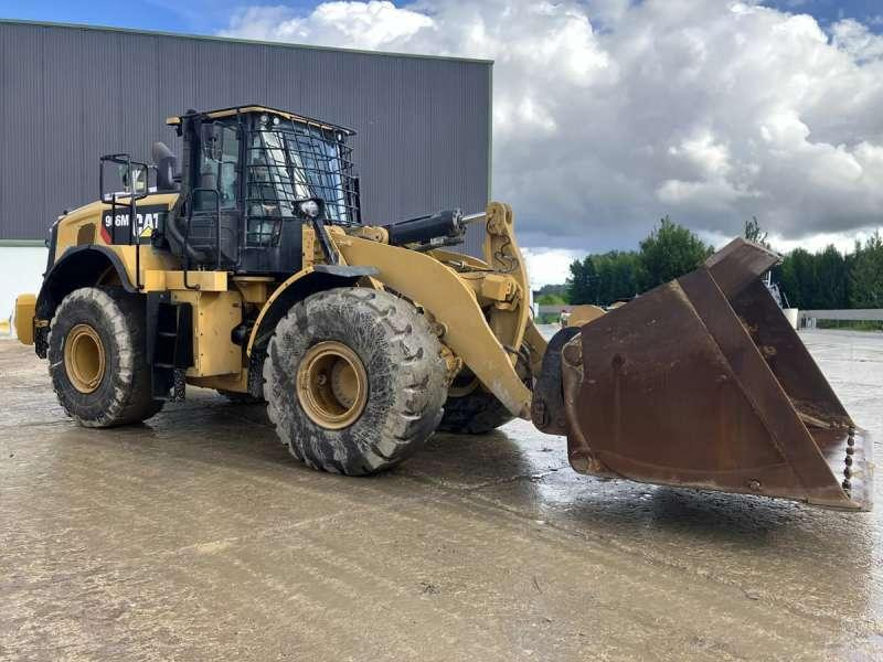 Caterpillar 966M - Chargeuse sur pneus: photos 2 Caterpillar 966M - Chargeuse sur pneus: photos 2