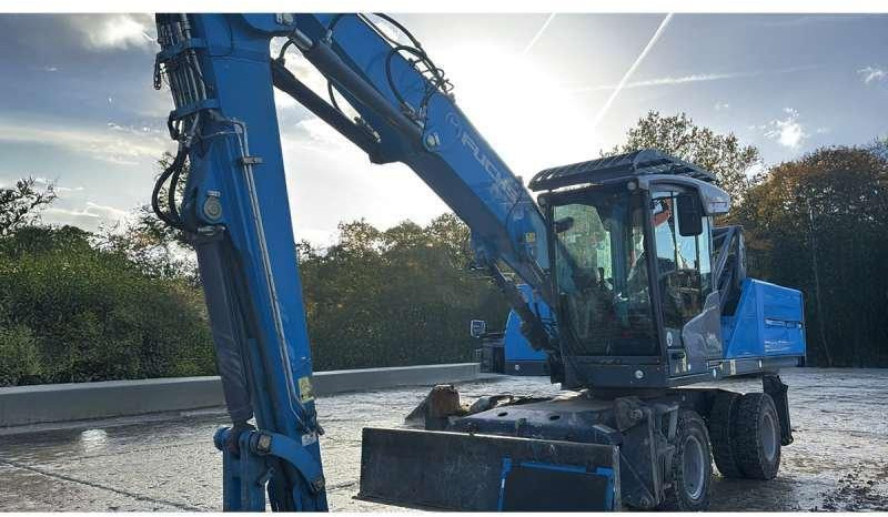 Fuchs MHL320F - Pelle de manutention: photos 1 Fuchs MHL320F - Pelle de manutention: photos 1