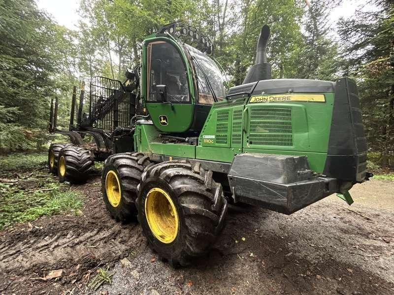 John Deere 1110G - Porteur: photos 1 John Deere 1110G - Porteur: photos 1