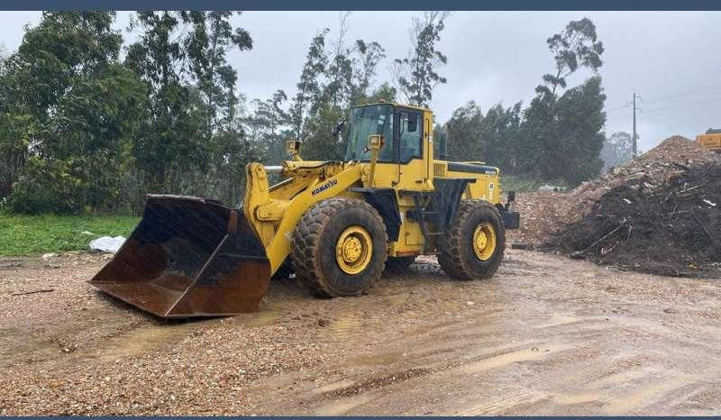 Komatsu WA470-3A - Chargeuse sur pneus: photos 2 Komatsu WA470-3A - Chargeuse sur pneus: photos 2