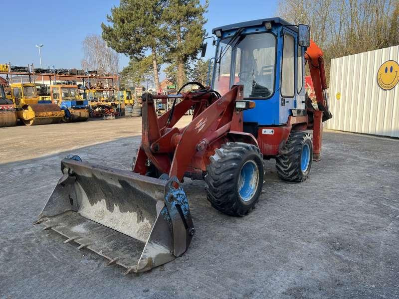 Kubota R520 - Tractopelle: photos 2 Kubota R520 - Tractopelle: photos 2