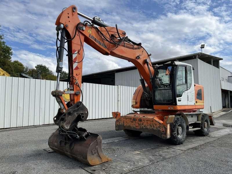 Liebherr A918 COMPACT - Pelle sur pneus: photos 2 Liebherr A918 COMPACT - Pelle sur pneus: photos 2