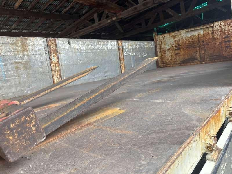 Camion benne MAN 26/440: photos 8 Camion benne MAN 26/440: photos 8