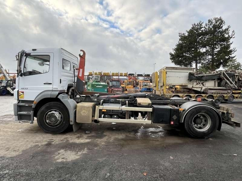 Mercedes Camion Ampliroll AXOR 1833 - Camion ampliroll: photos 4 Mercedes Camion Ampliroll AXOR 1833 - Camion ampliroll: photos 4