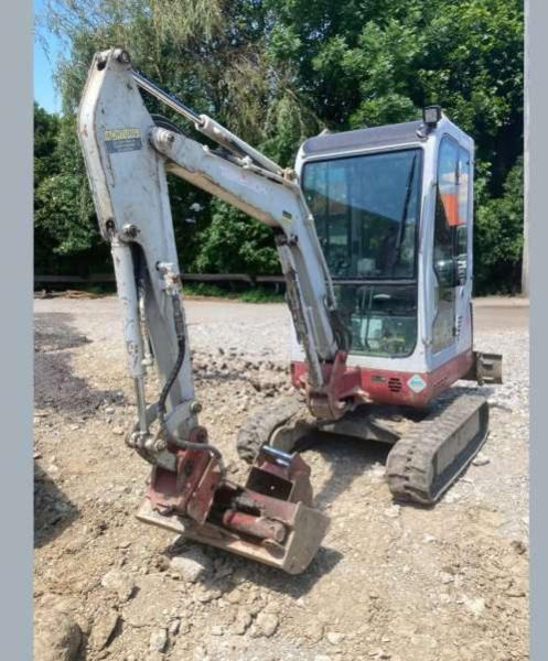 Takeuchi TB016 MACHINE SUISSE - Mini pelle: photos 2 Takeuchi TB016 MACHINE SUISSE - Mini pelle: photos 2