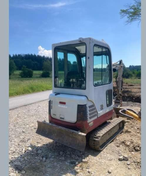 Takeuchi TB016 MACHINE SUISSE - Mini pelle: photos 3 Takeuchi TB016 MACHINE SUISSE - Mini pelle: photos 3