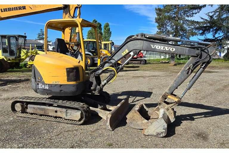 Volvo ECR38 - Mini pelle: photos 3 Volvo ECR38 - Mini pelle: photos 3