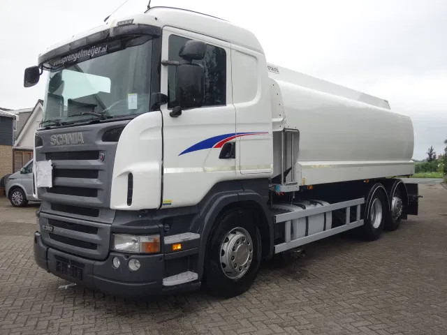 Scania R380 6X2 19200 LITER TANK,MANUAL GEARBOX - Camion citerne: photos 2 Scania R380 6X2 19200 LITER TANK,MANUAL GEARBOX - Camion citerne: photos 2