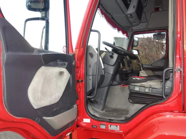Renault Premium 440 MANUAL GEARBOX,AIRCO - Tracteur routier: photos 5 Renault Premium 440 MANUAL GEARBOX,AIRCO - Tracteur routier: photos 5