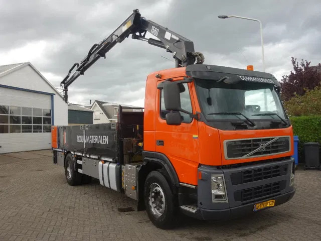 Volvo FM 310 hmf15 ton crane - Camion grue: photos 5 Volvo FM 310 hmf15 ton crane - Camion grue: photos 5