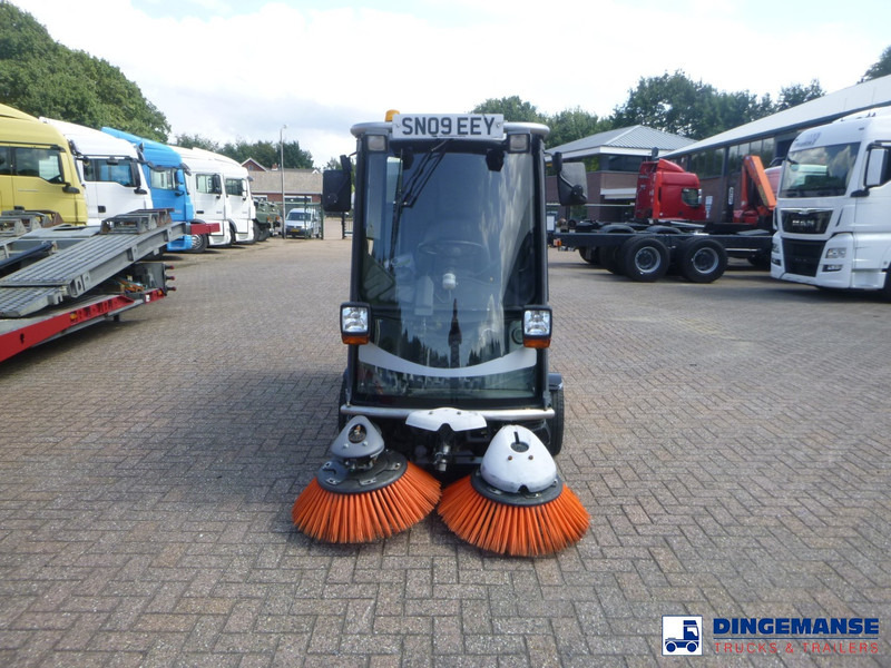 Balayeuse de voirie Applied sweeper Green machine 636: photos 9
