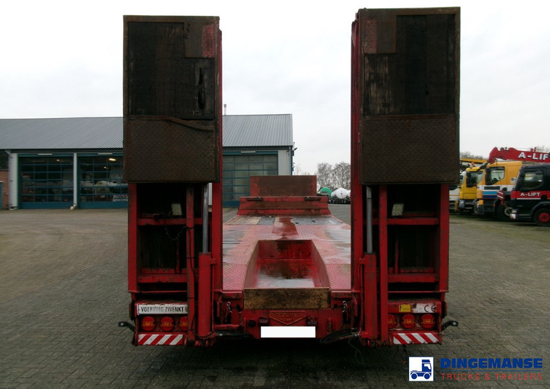 Broshuis 3-axle semi lowbed trailer 45t + ramps - DAMAGED - Semi-remorque surbaissé: photos 5 Broshuis 3-axle semi lowbed trailer 45t + ramps - DAMAGED - Semi-remorque surbaissé: photos 5