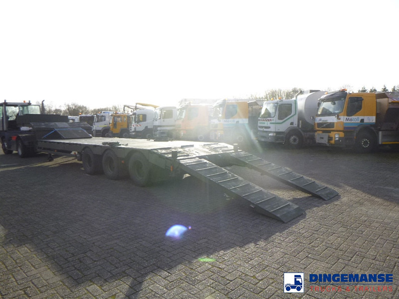 Broshuis 3-axle semi-lowbed trailer E-2130 / 73 t + ramps - Semi-remorque surbaissé: photos 5 Broshuis 3-axle semi-lowbed trailer E-2130 / 73 t + ramps - Semi-remorque surbaissé: photos 5