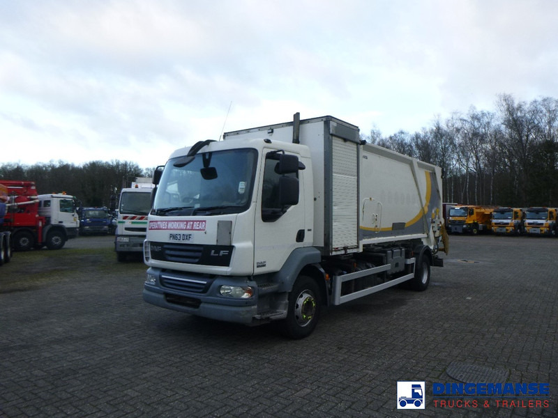 DAF LF 55.220 4X2 RHD Farid refuse truck - Benne à ordures ménagères: photos 1 DAF LF 55.220 4X2 RHD Farid refuse truck - Benne à ordures ménagères: photos 1