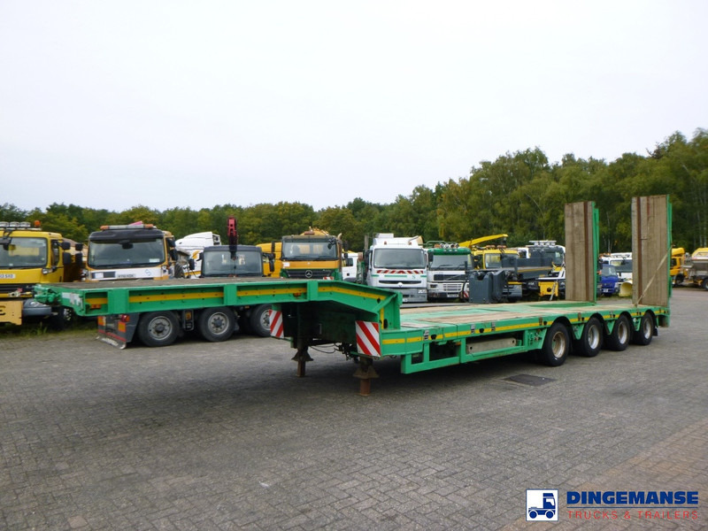 Faymonville 4-axle semi-lowbed trailer 65 t + ramps ext. - Semi-remorque surbaissé: photos 1 Faymonville 4-axle semi-lowbed trailer 65 t + ramps ext. - Semi-remorque surbaissé: photos 1