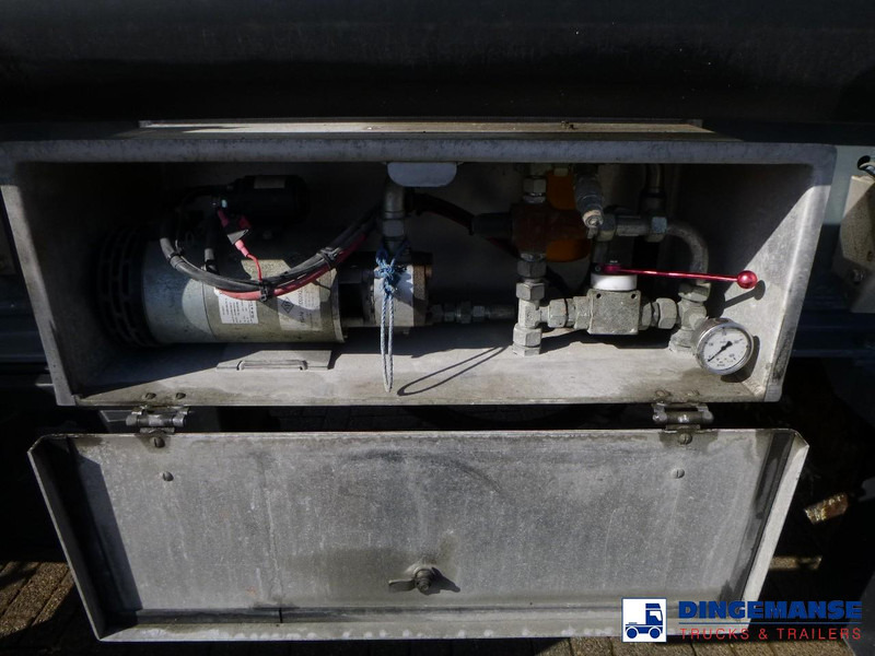 Gofa Powder tank alu 58 m3 (tipping) - Semi-remorque citerne: photos 5 Gofa Powder tank alu 58 m3 (tipping) - Semi-remorque citerne: photos 5