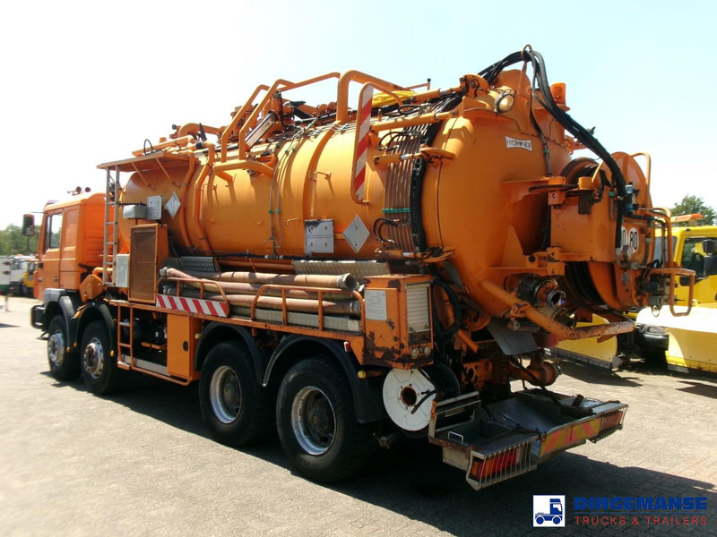 MAN 41.463 8x4 Euro 2 vacuum tank ADR 15 m3 / 2 comp - Camion hydrocureur: photos 3 MAN 41.463 8x4 Euro 2 vacuum tank ADR 15 m3 / 2 comp - Camion hydrocureur: photos 3