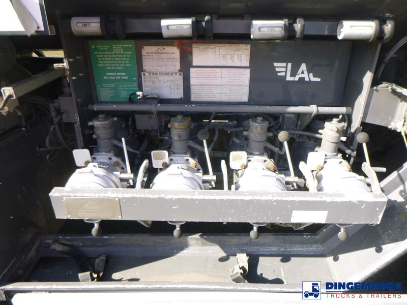 MAN TGS 26.320 6X2 RHD fuel tank 20 m3 / 4 comp - Camion citerne: photos 5 MAN TGS 26.320 6X2 RHD fuel tank 20 m3 / 4 comp - Camion citerne: photos 5